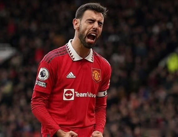 曼联4-2胜布莱顿后，姆伯莫谈进球感受与团队协作