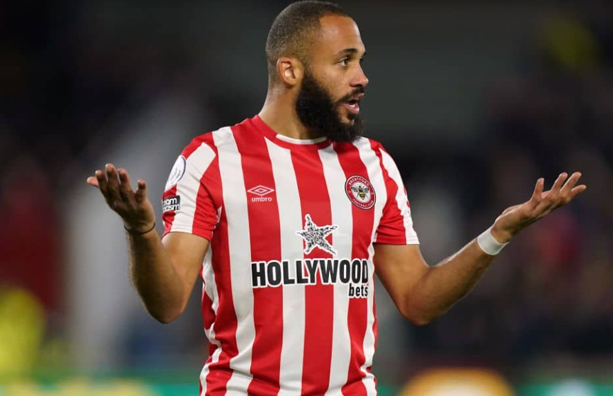 英超第9轮曼联大胜：姆伯莫火力全开引领红魔前行