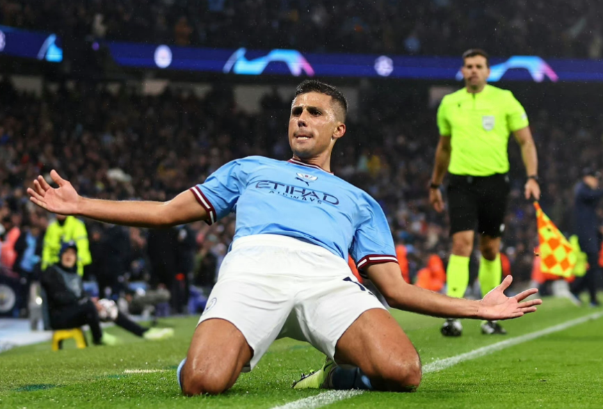 曼城双将伤愈复出，备战联赛杯与英超关键战