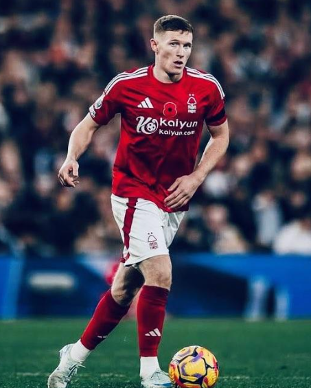 诺丁汉森林中场埃利奥特&middot;安德森引豪门关注，转会前景存变数