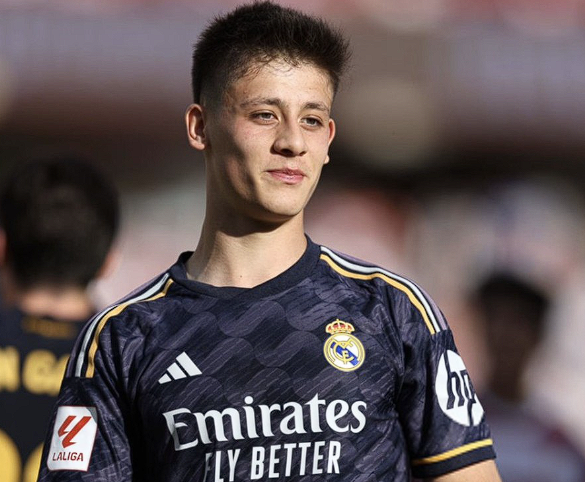 <a href='/news/tag/286.html' style='color: blue;'>皇马</a>动态：居莱尔训练状态佳，<a href='/news/tag/260.html' style='color: blue;'>欧冠</a>首发引关注