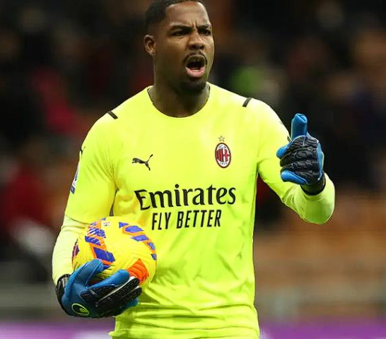 米兰与<a href='/news/tag/1110231.html' style='color: blue;'>迈尼昂</a>续约僵局：现状、过往与未来走向