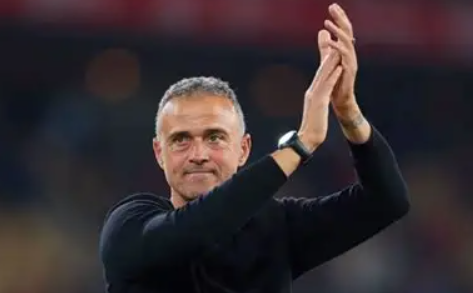 法甲第12轮：巴黎客场绝杀里昂，恩里克赛后剖析赛事