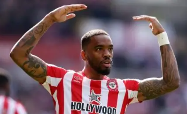 曼联冬窗引援前瞻:伊万 - 托尼或是锋线新答案