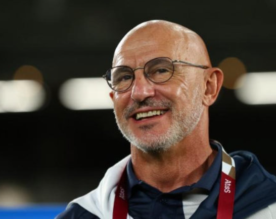 西班牙世预赛平局后,德拉富恩特多维剖析赛事与展望未来