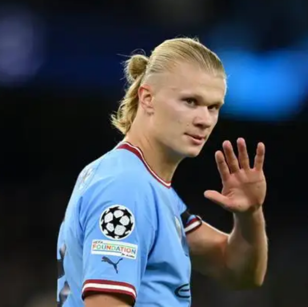 哈兰德:高光表现下的潜在危机与挑战