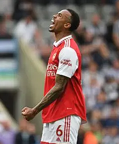 北伦敦德比前瞻：阿森纳稳固防线构筑争胜基石