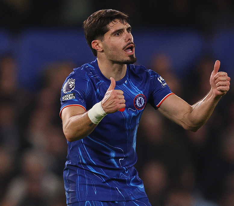 内托赛后吐心声:胜利释压与进球趣谈