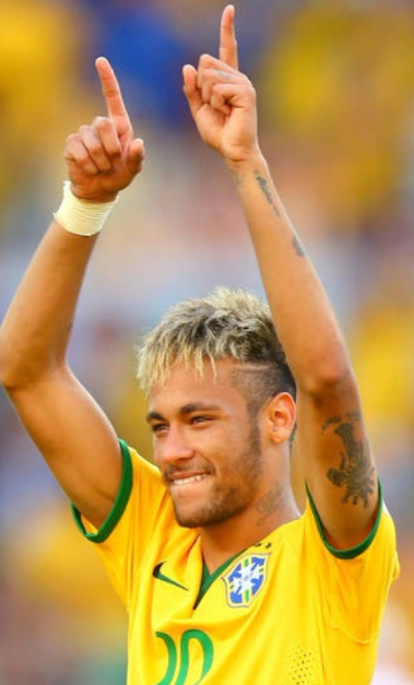 内马尔带伤备战保级战：风险与抉择并存