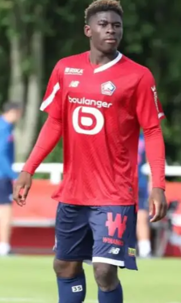 曼联中场引援风云：巴莱巴转会之路波折重重