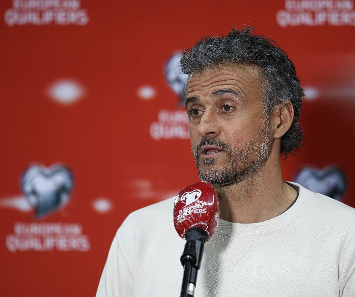 <a href='https://www.www.oos.energensemi.com/news/tag/263.html' style='color: blue;'>法甲</a>第14轮：巴黎负于摩纳哥后调整节奏，暂居榜首