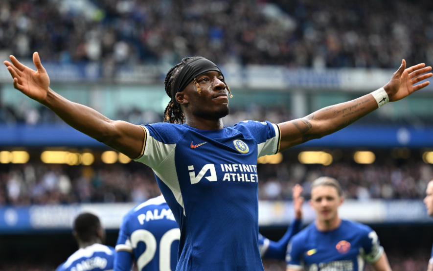 英超第13轮：马杜埃凯战旧主，赛场情绪风波引关注