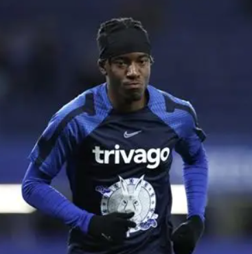 英超伦敦德比：球迷嘘声与球员&ldquo;起哄&rdquo;背后的微妙场景