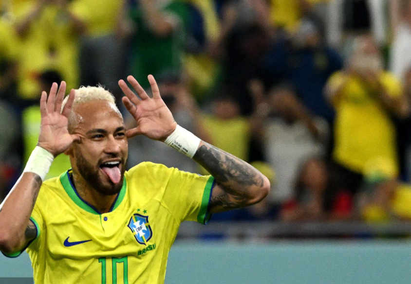 <a href='/news/tag/262.html' style='color: blue;'>内马尔</a>助力桑托斯:伤病复出后的坚守与舆论困境