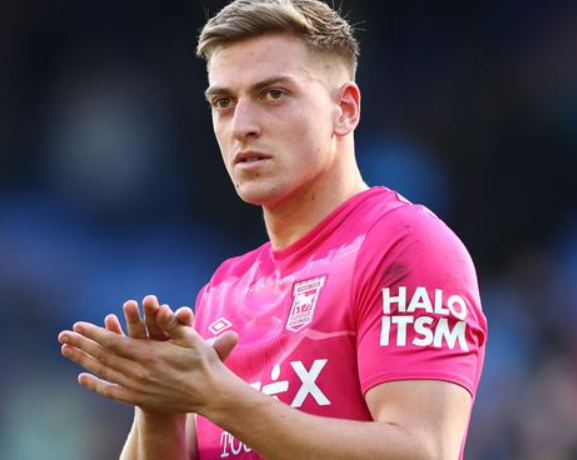 切尔西前锋德拉普伤情更新：预计四周后重返赛场