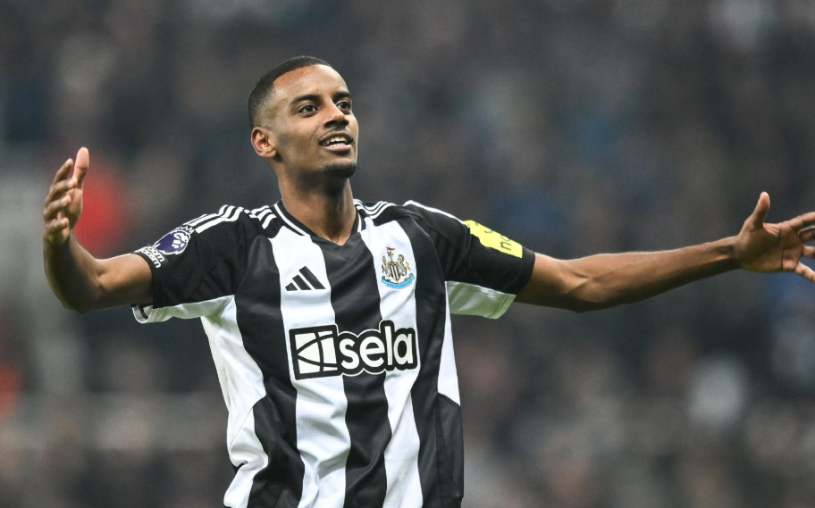 利物浦赛前发布：斯洛特谈备战与球员近况