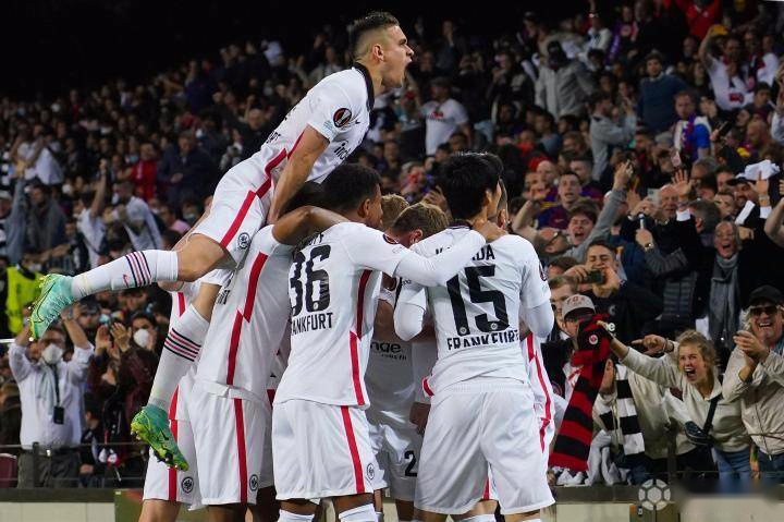 法兰克福：欧冠赛场的&ldquo;冰火淬炼&rdquo;